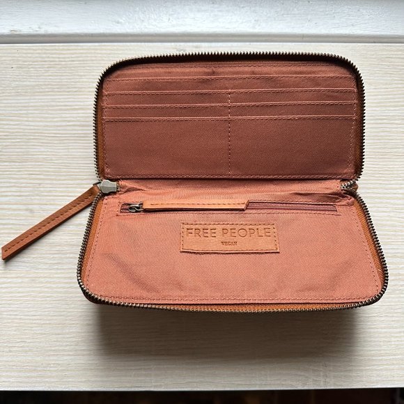 Free People Distressed Vegan Wallet - Picture 4 of 6